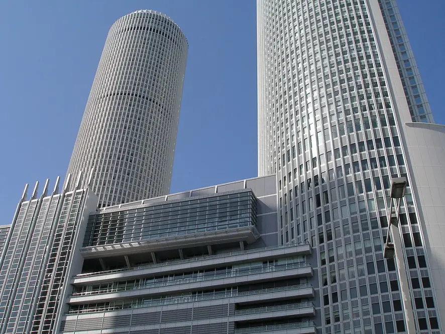 JR Towers and Station, Nagoya: meet, work, and shop