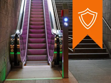 escalator safety image
