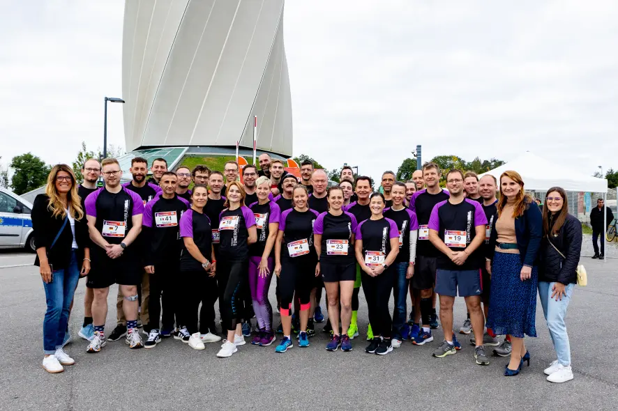The international TK Elevator team at the TKE Towerrun 2024